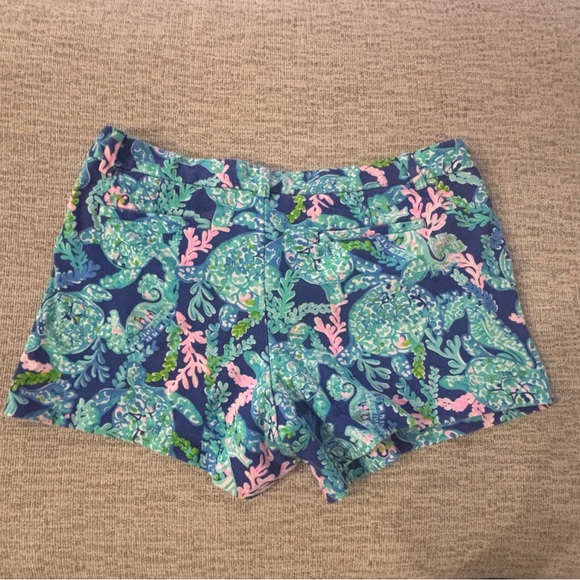 Lilly Pulitzer Women's Shorts - Picture 2 of 3